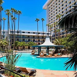 Angeles Airport Marriott Otel